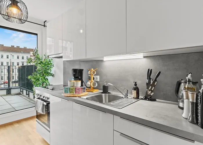 Long Term - Near Klinik Floridsdorf - On-site Parking For 19,90 Eur * Wien