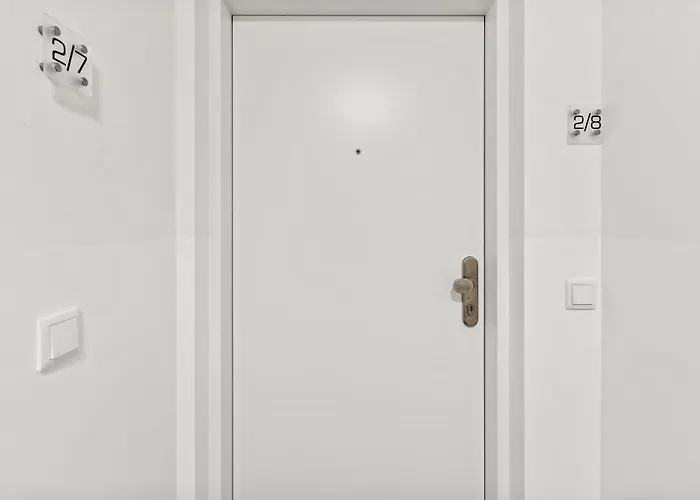 Long Term - Near Klinik Floridsdorf - On-site Parking For 19,90 Eur