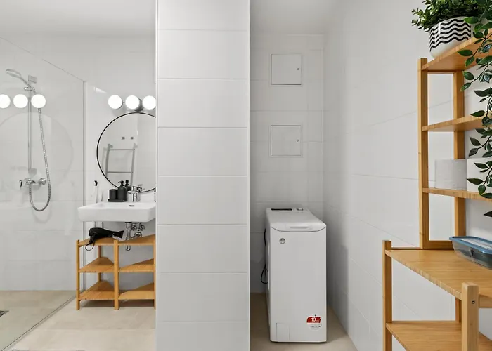 Long Term - Near Klinik Floridsdorf - On-site Parking For 19,90 Eur * Wien