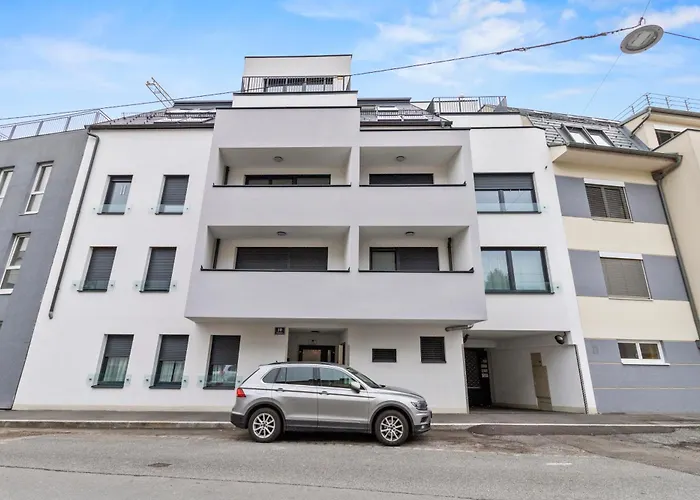 Long Term - Near Klinik Floridsdorf - On-site Parking For 19,90 Eur *