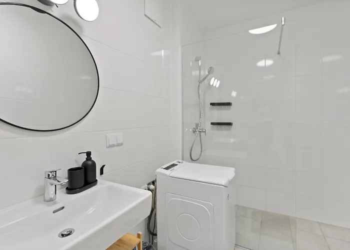 Apartment Long Term - Near Klinik Floridsdorf - On-site Parking For 19,90 Eur Wien