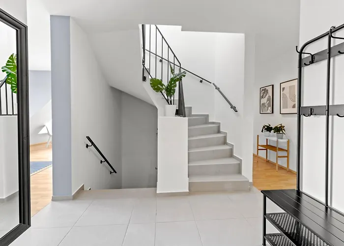 Long Term - Near Klinik Floridsdorf - On-site Parking For 19,90 Eur * Wien