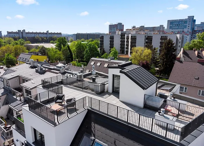 Long Term - Near Klinik Floridsdorf - On-site Parking For 19,90 Eur *