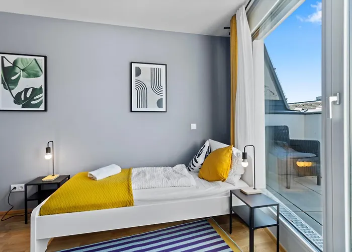 Long Term - Near Klinik Floridsdorf - On-site Parking For 19,90 Eur דירה