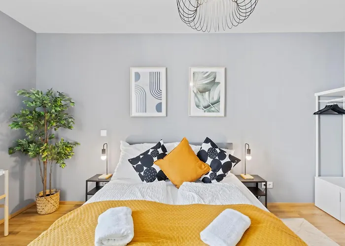 Apartment Long Term - Near Klinik Floridsdorf - On-site Parking For 19,90 Eur