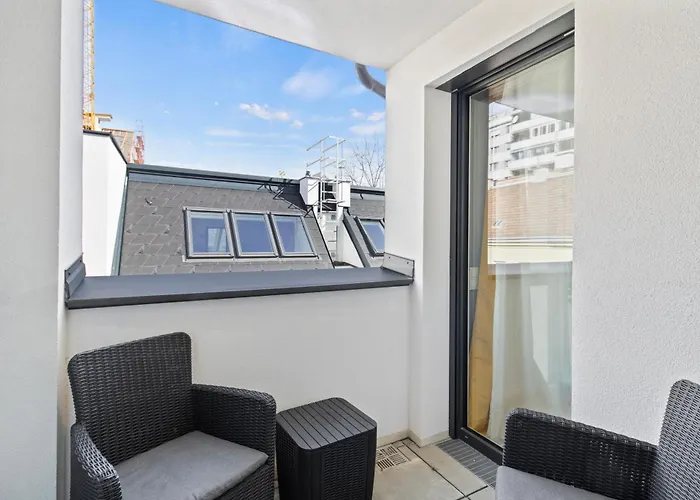 Long Term - Near Klinik Floridsdorf - On-site Parking For 19,90 Eur